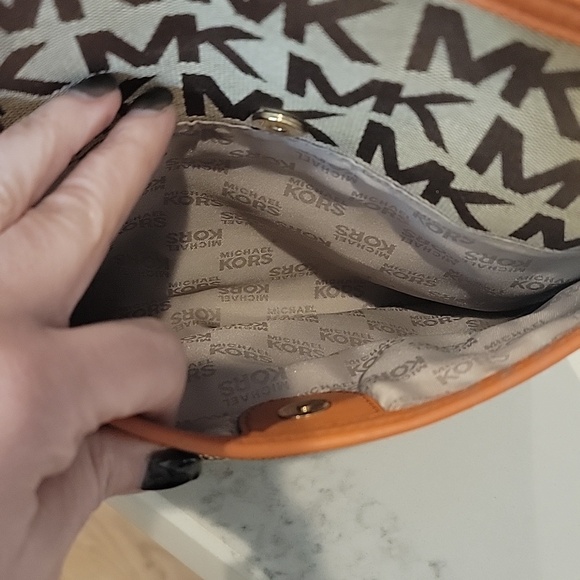 Michael Kors Beige and Orange MK Logo Crossbody - Picture 4 of 16
